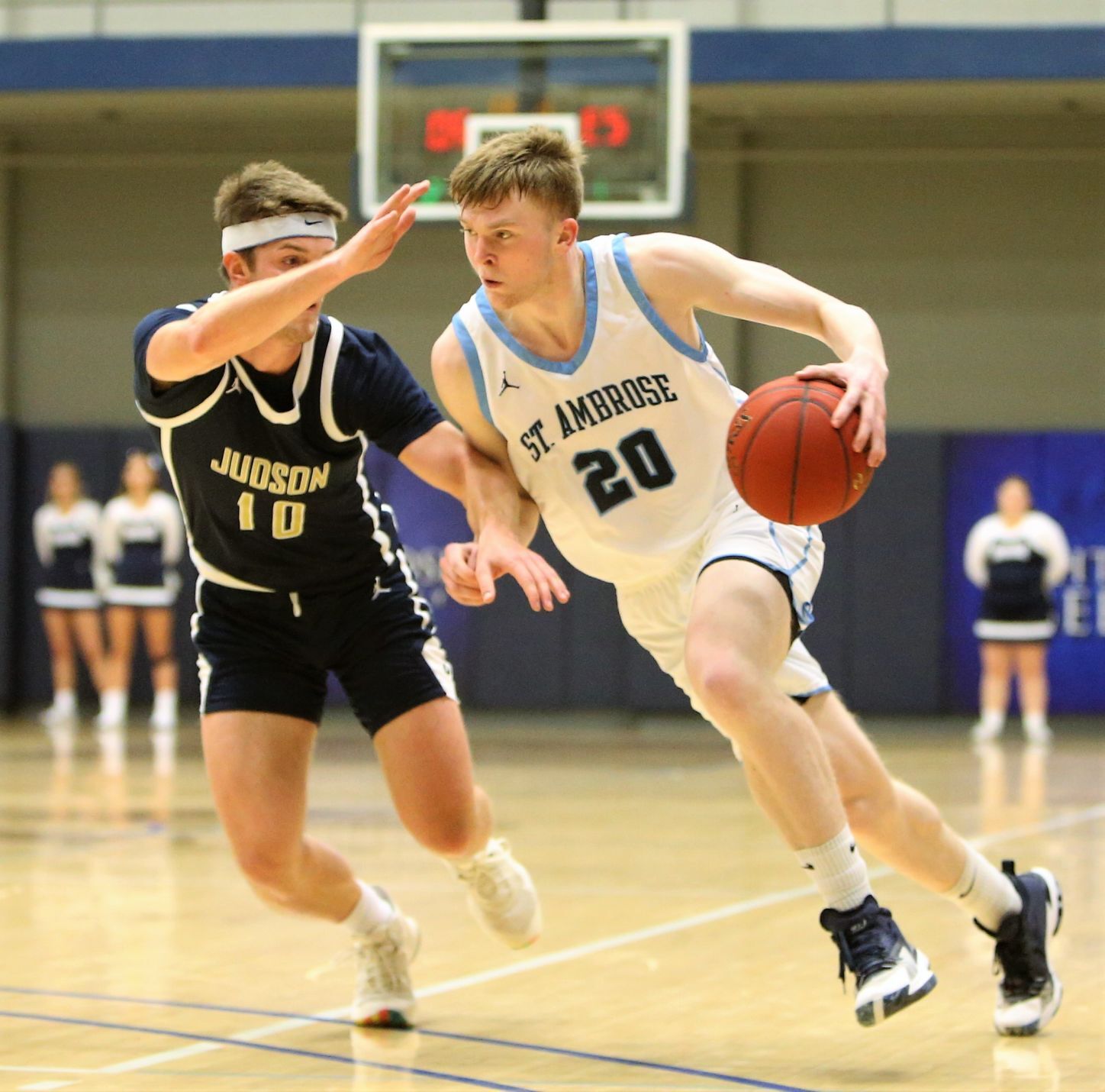 111021-qc-spt-sau judson mens bball15.jpg